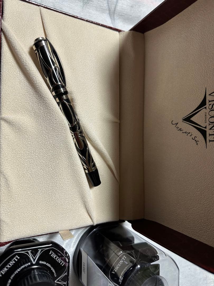 【極美品】貴重　ビスコンティ アールヌーボー 蜘蛛の巣 万年筆　VISCONTI