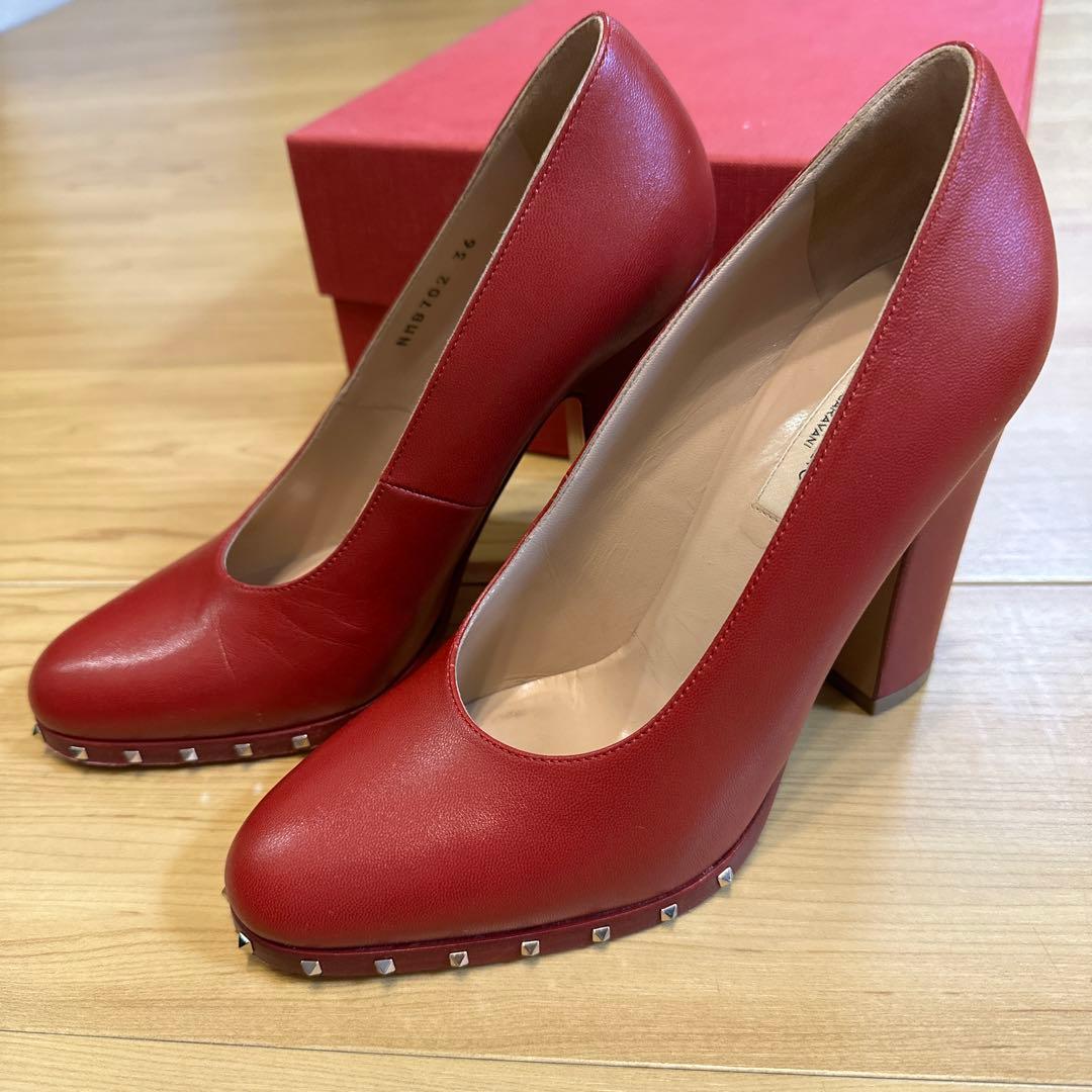 【お値下げ】【新品】VALENTINOヴァレンティノロックスタッズ パンプス