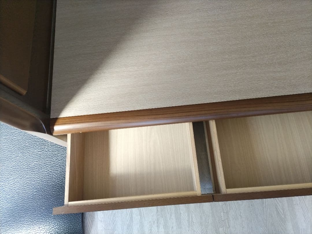 札幌市近郊の方限定！送料無料！収納付きセミダブルベッドフレーム フランスベッド