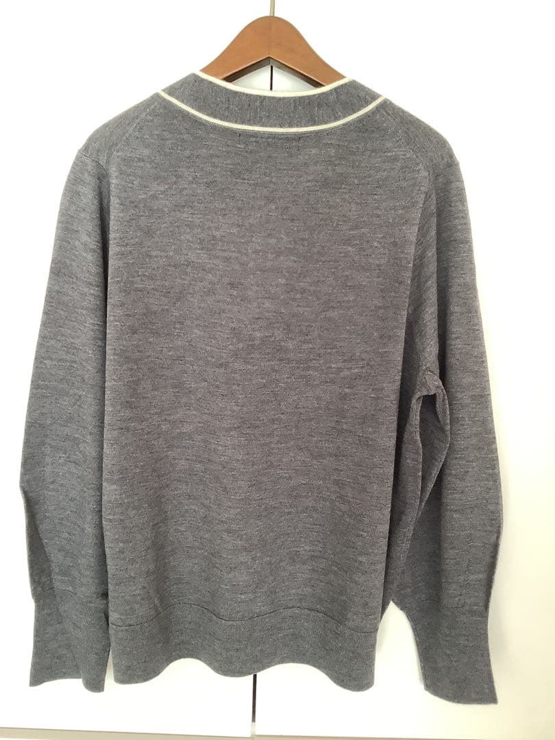 【今期タグ付き】23区 洗えるウーステッドウール ボウタイニットグレー 44