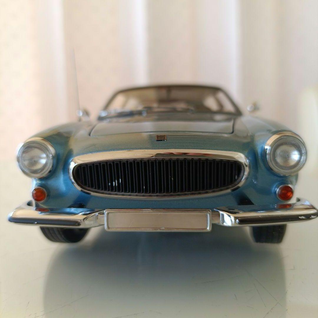 ミニチャンプス製　ボルボ P1800 ES ブルー