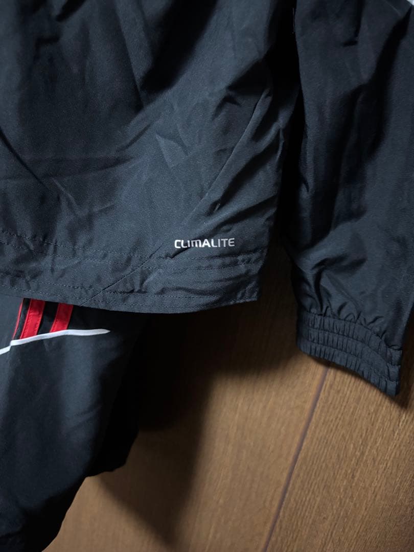 adidasライト.ウインドブレーカーO上下セットG35832黒x赤x白.未使用