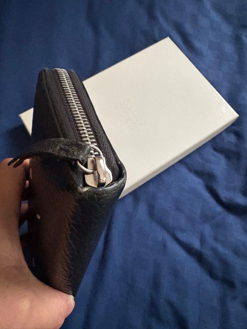 メゾンマルジェラ　アラウンドジップ長財布