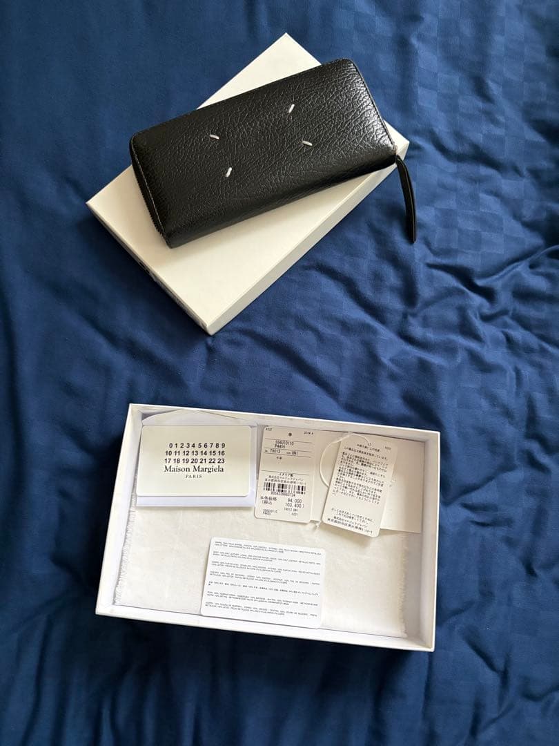 メゾンマルジェラ　アラウンドジップ長財布