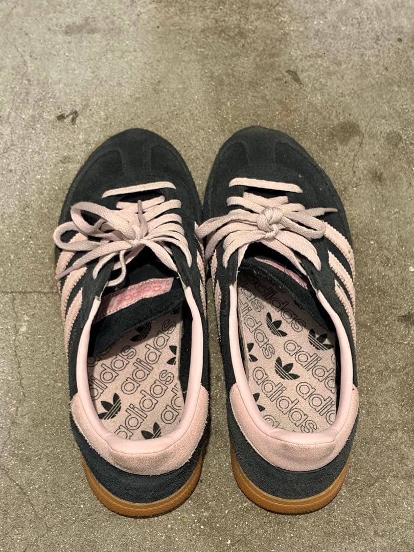 靴 adidas SPEZIAL