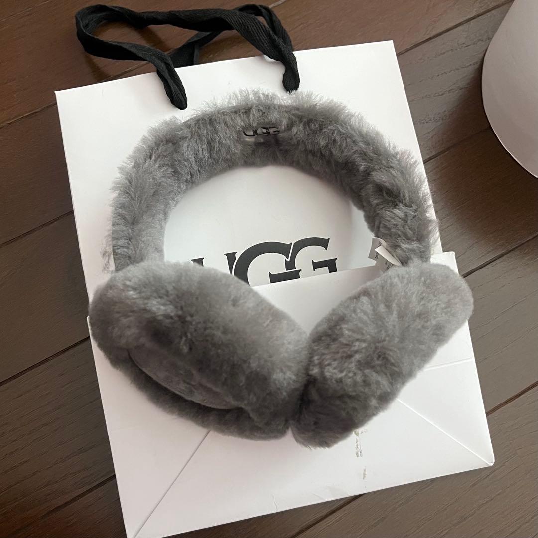 UGG グレー ファー イヤーマフ 専用ボックス付き