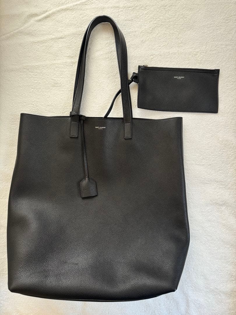 〈ミルキーバー〉SAINT LAURENT ブラックトートバッグポーチ付き