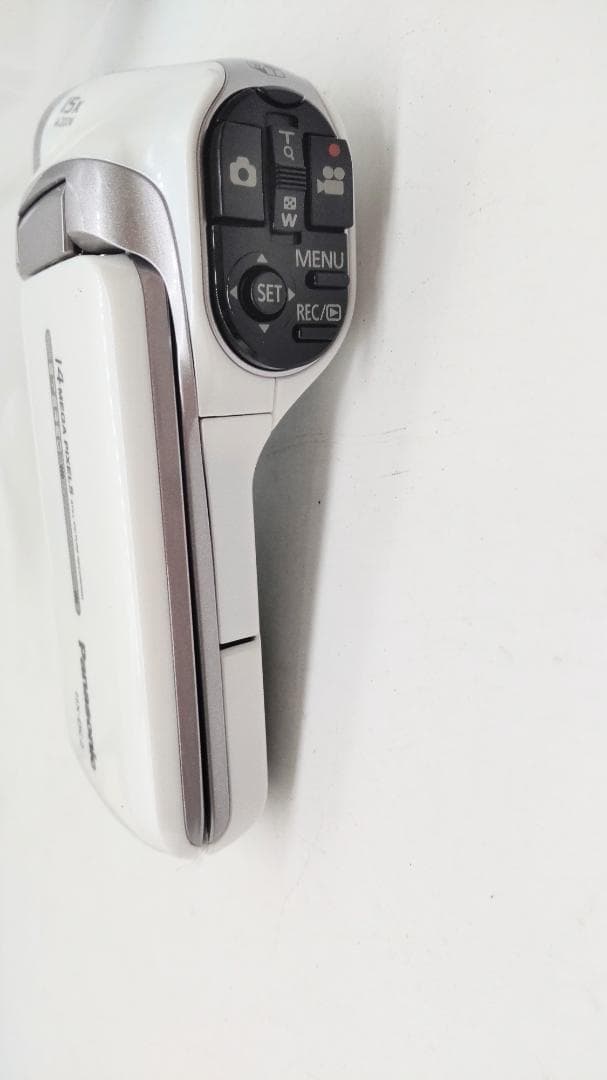 のあPanasonic デジタルムービーカメラHX-DC2 ホワイト