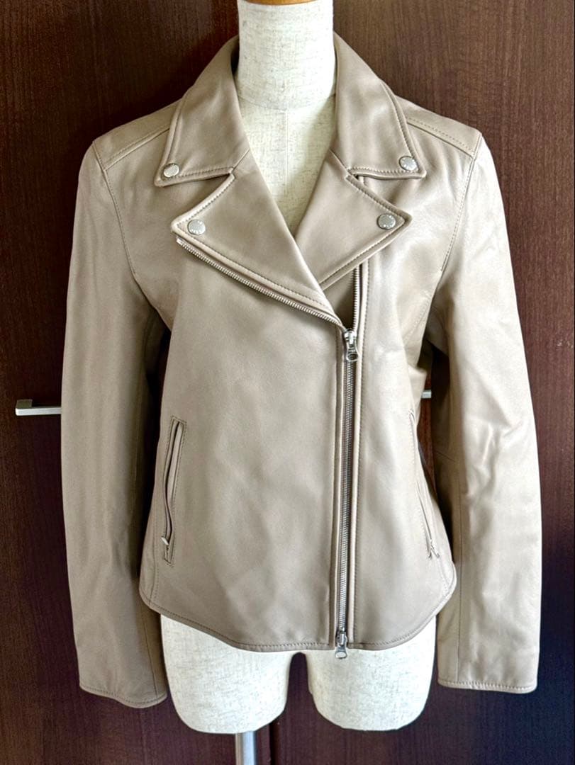「美品」23区　レザージャケット　ダブルライダース　ラムレザー羊革　L　ベージュ