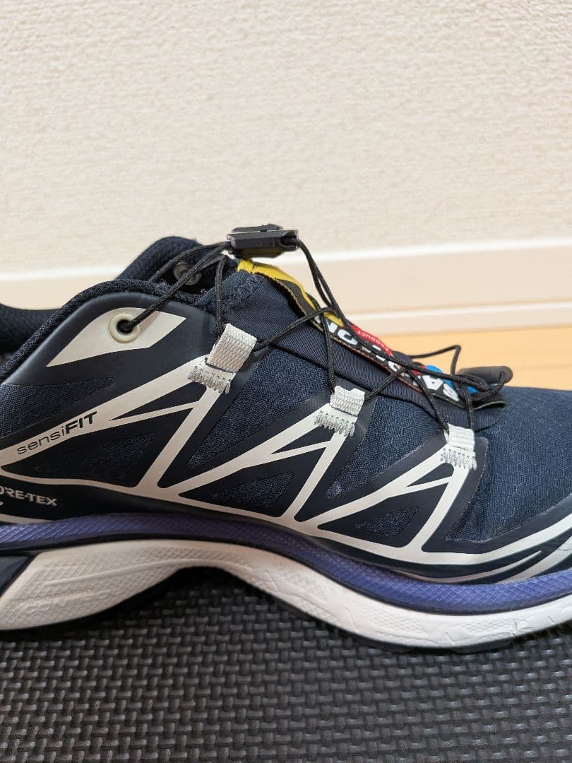 SALOMONスニーカー　ブルー XT-6 GTX 23.5cm