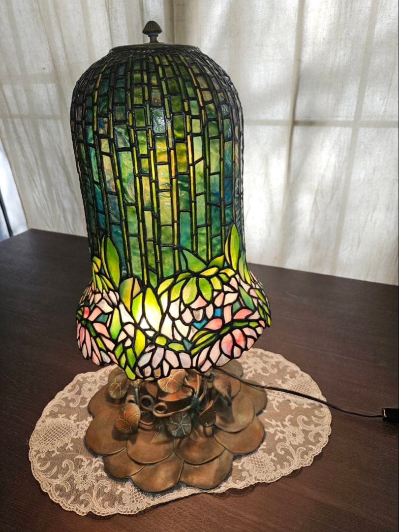 【美品】Richard Lee ステンドグラス　ランプ　照明　テーブルランプ