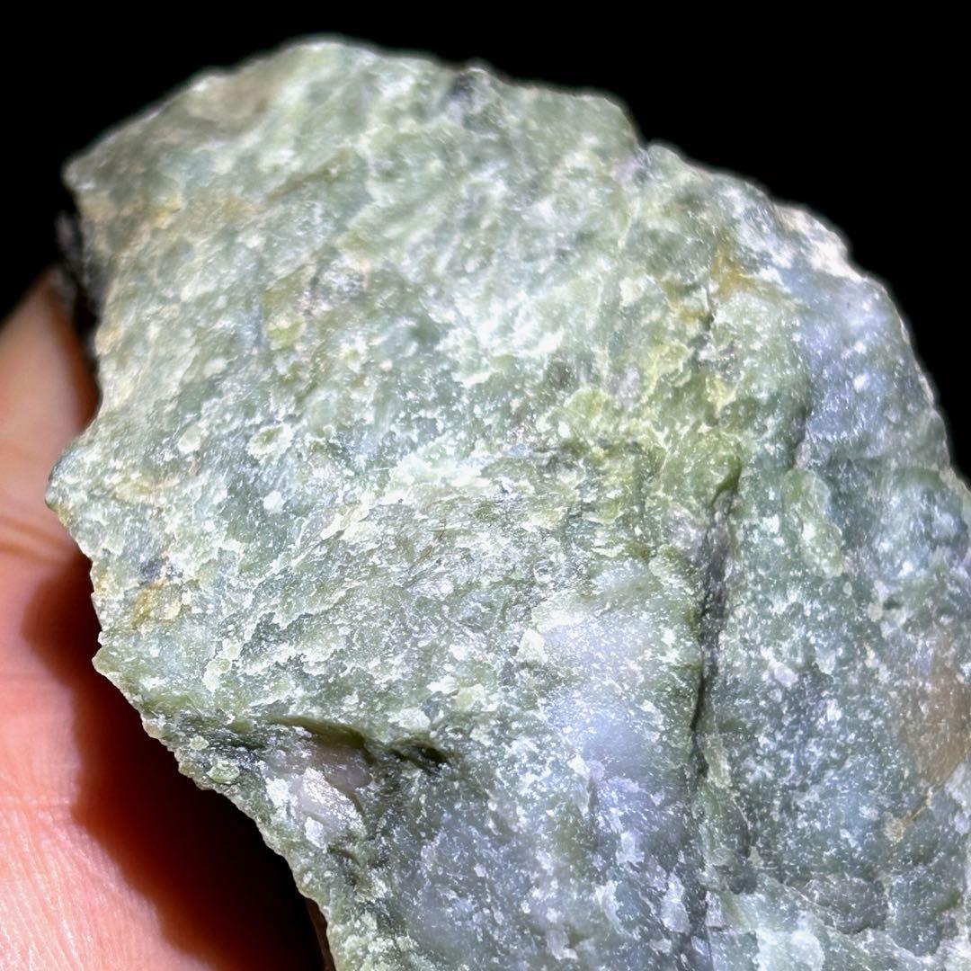 ☆別格高級品質！帝王秘宝①！美緑！若桜翡翠　ジェダイト　原石