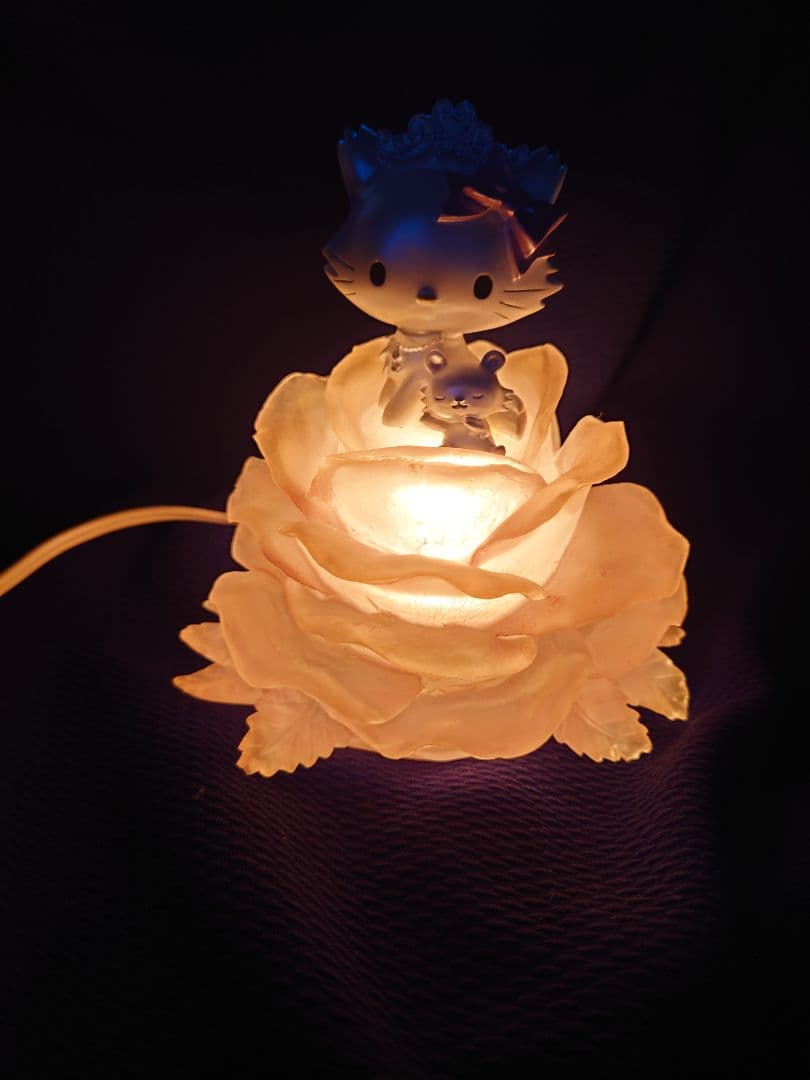 【激レア】チャーミーキティライト