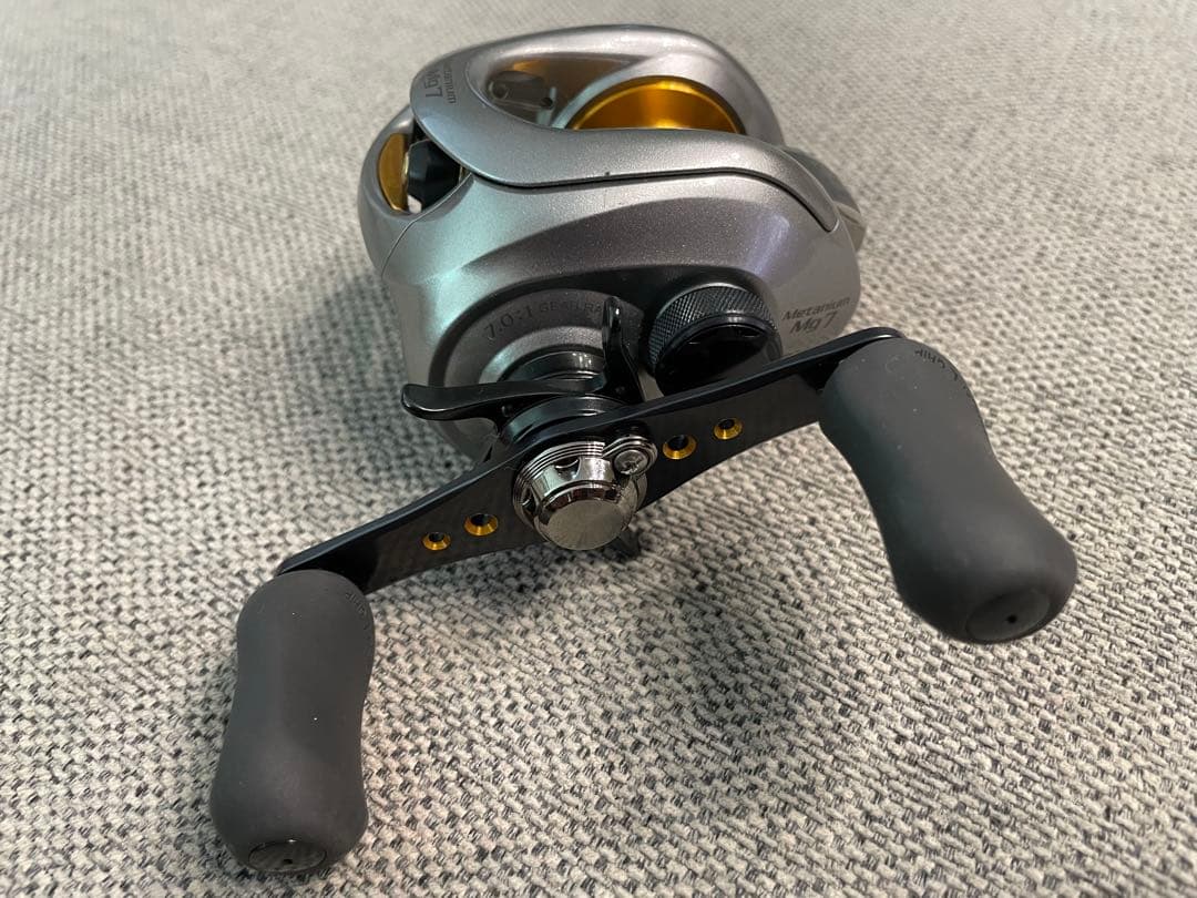 美品07メタニウム MG7 左巻き シマノ SHIMANO nium L