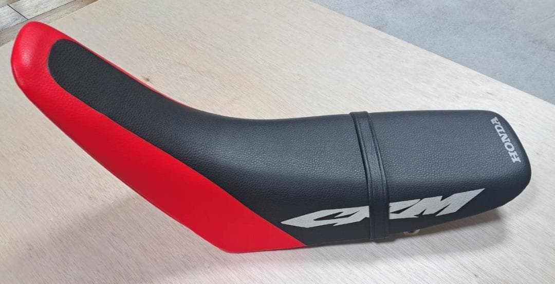 ホンダ　CRM250AR　シート