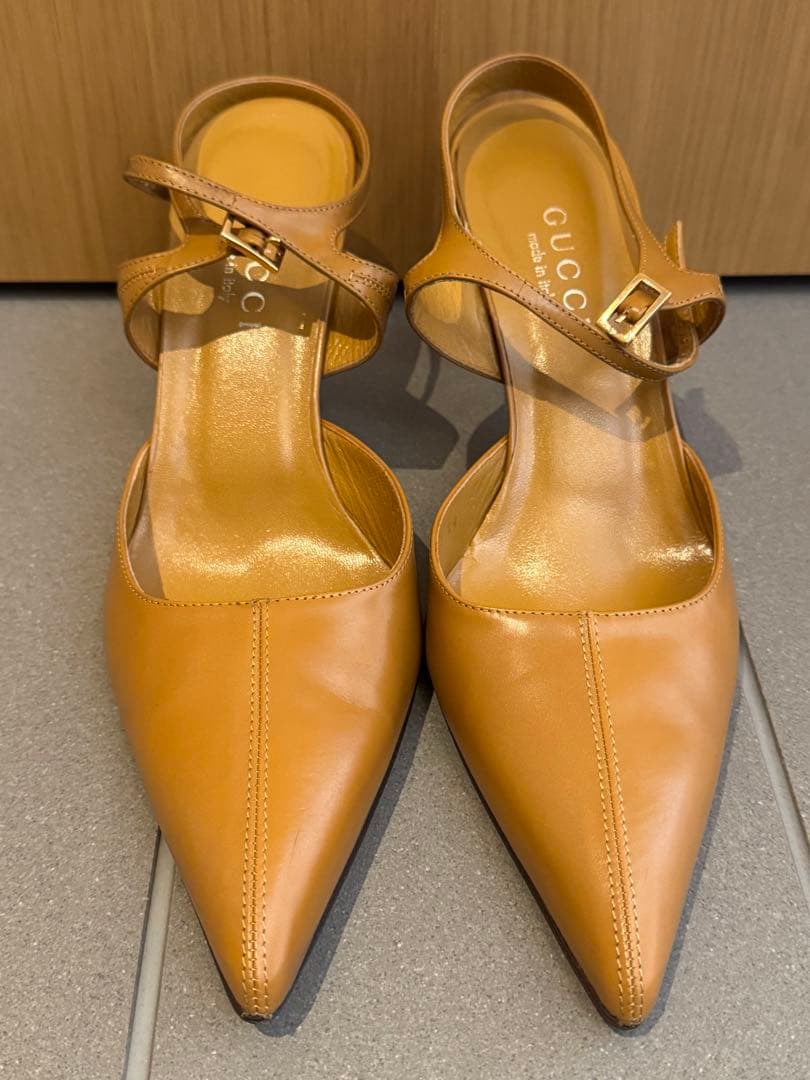 GUCCI サイズ39 C パンプス