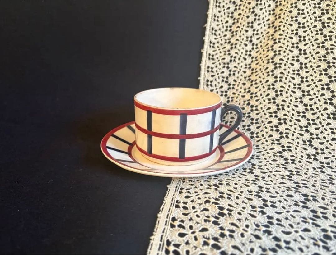 HBCM Béarn クレイユモントロー バスク柄 ショコラカップ&ソーサー