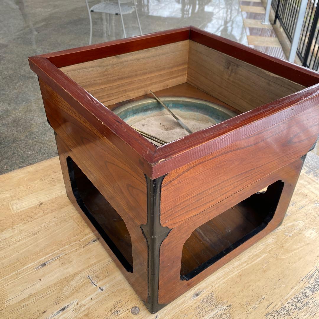 木製 四角火鉢　茶道具　古民家　灰　火箸　灰ならし　火つまみ付き