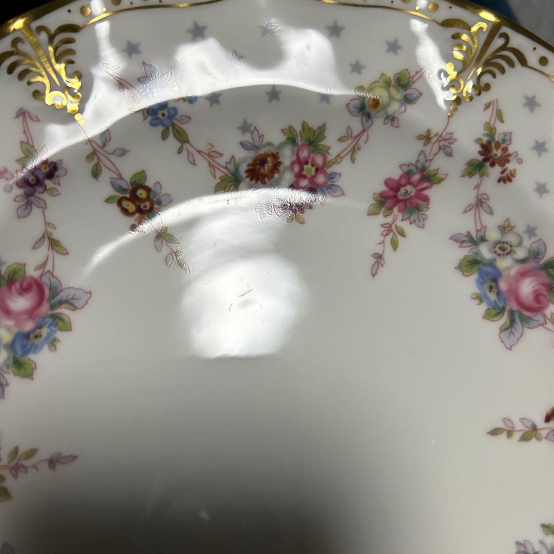 ロイヤルクラウンダービー　ロイヤルアントワネットアフタヌーンティースタンド３段付