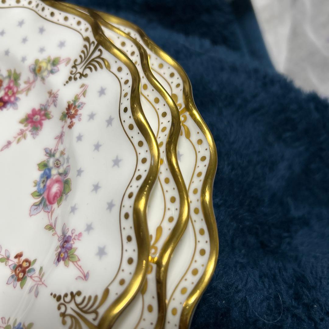 ロイヤルクラウンダービー　ロイヤルアントワネットアフタヌーンティースタンド３段付