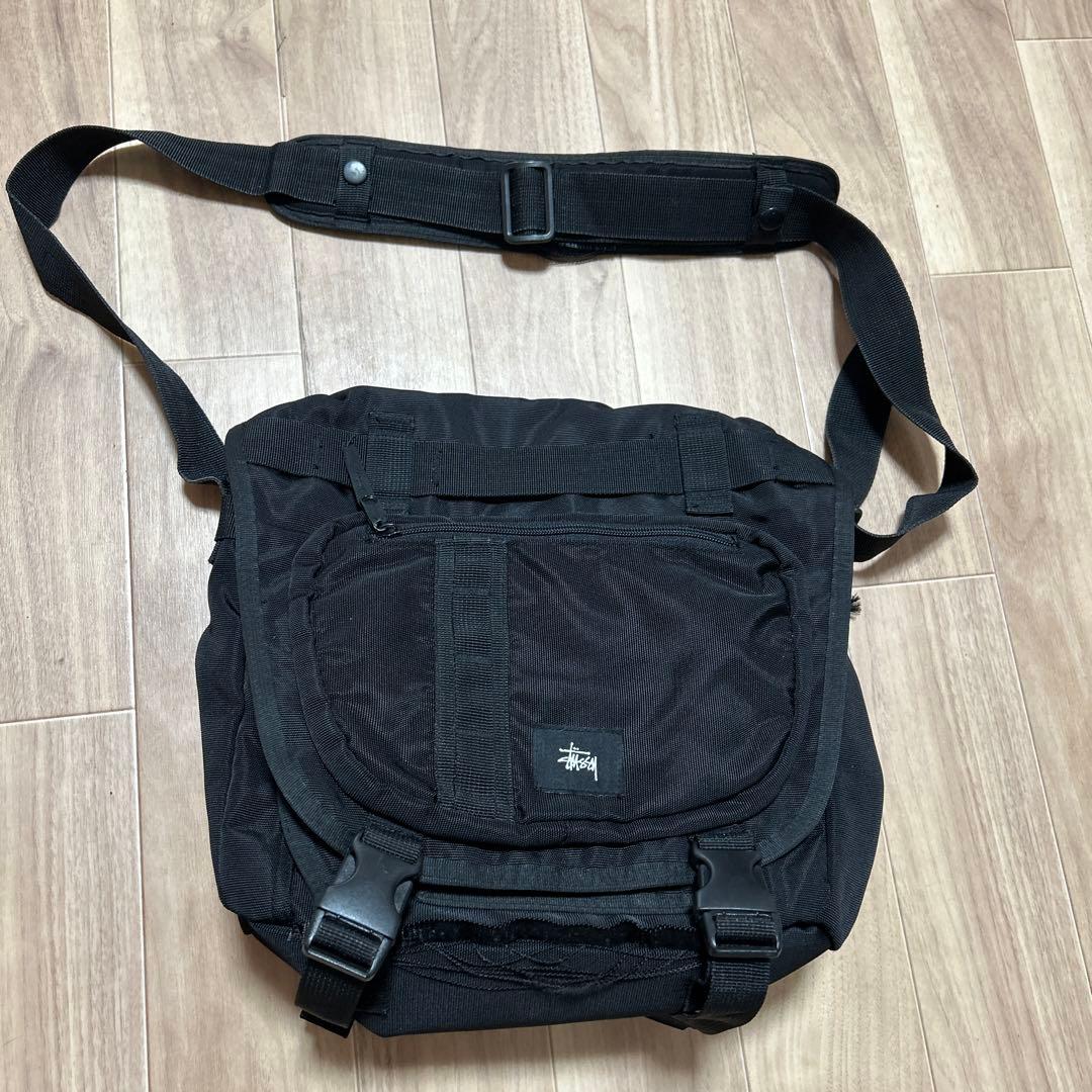 old stussy ステューシー　ブラック黒メッセンジャーバッグ　古着　y2k