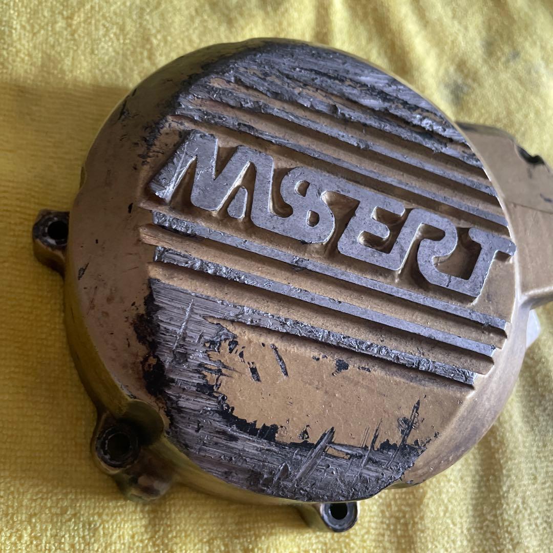 廃盤　zrx400 ジェネレーターカバー