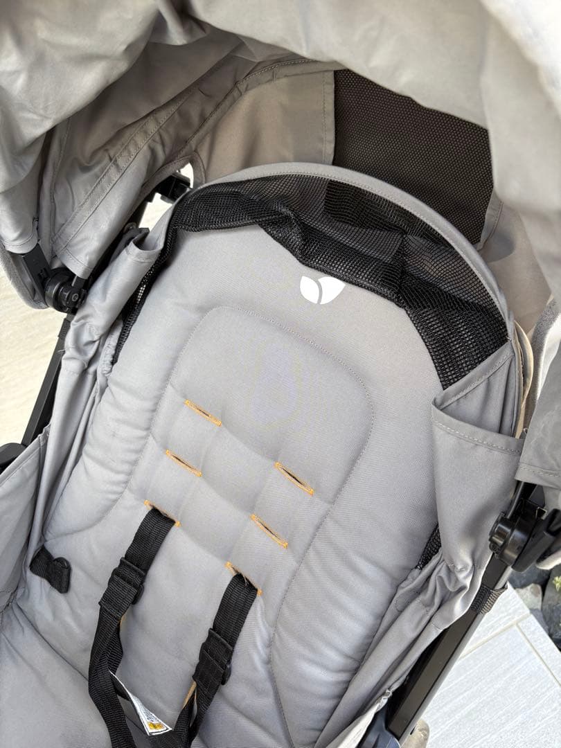 カトージ　joie 二人乗りベビーカー　エヴァライトデュオ　双子　兄弟　グレー