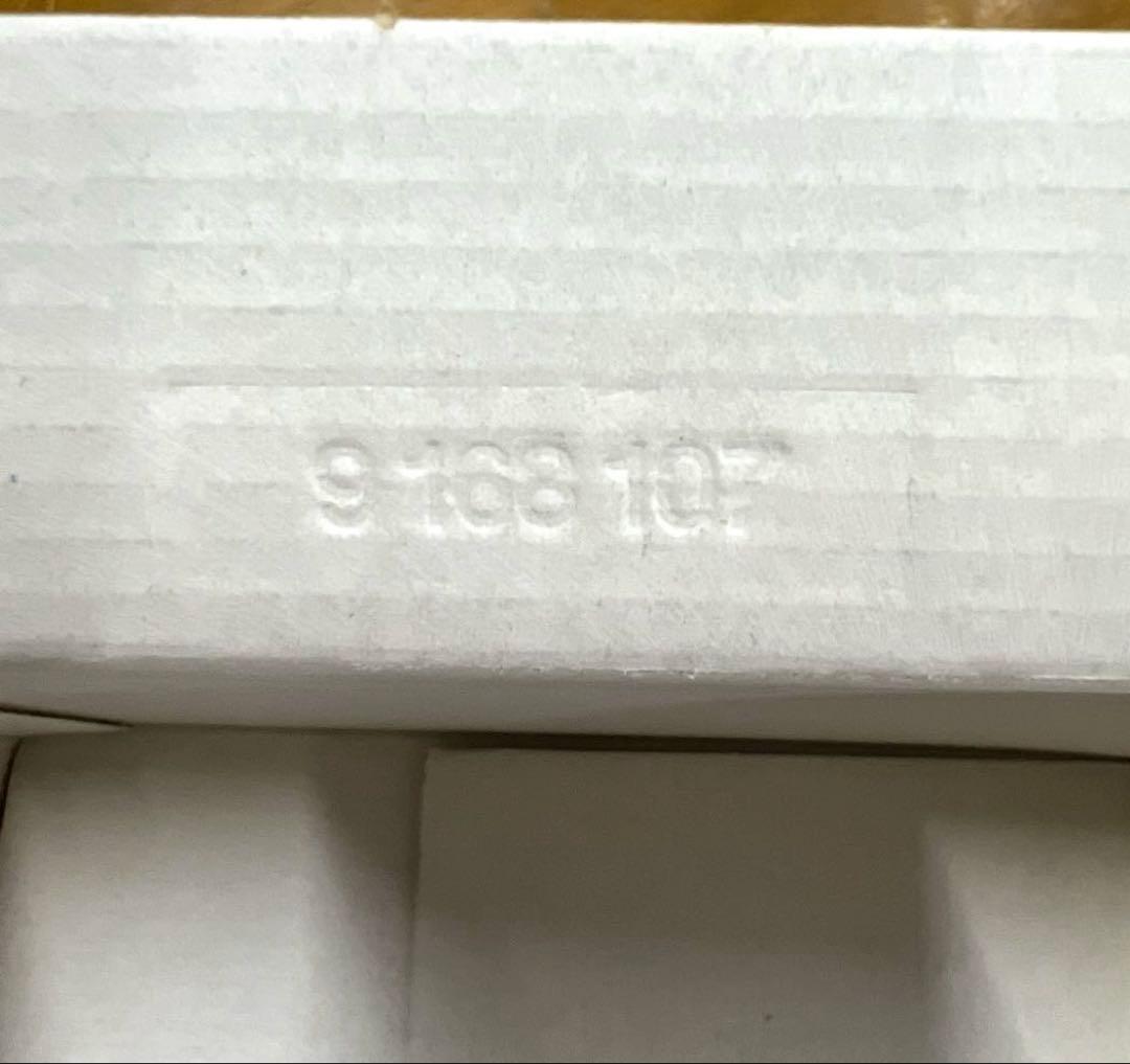 ロイヤルコペンハーゲン　ビーグル犬　伏せ　置物　陶磁器　フィギュリン　564