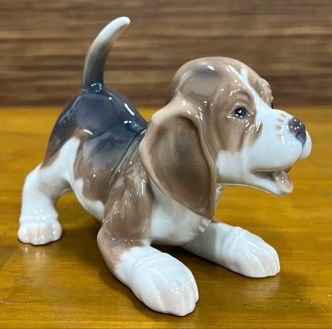 ロイヤルコペンハーゲン　ビーグル犬　伏せ　置物　陶磁器　フィギュリン　564