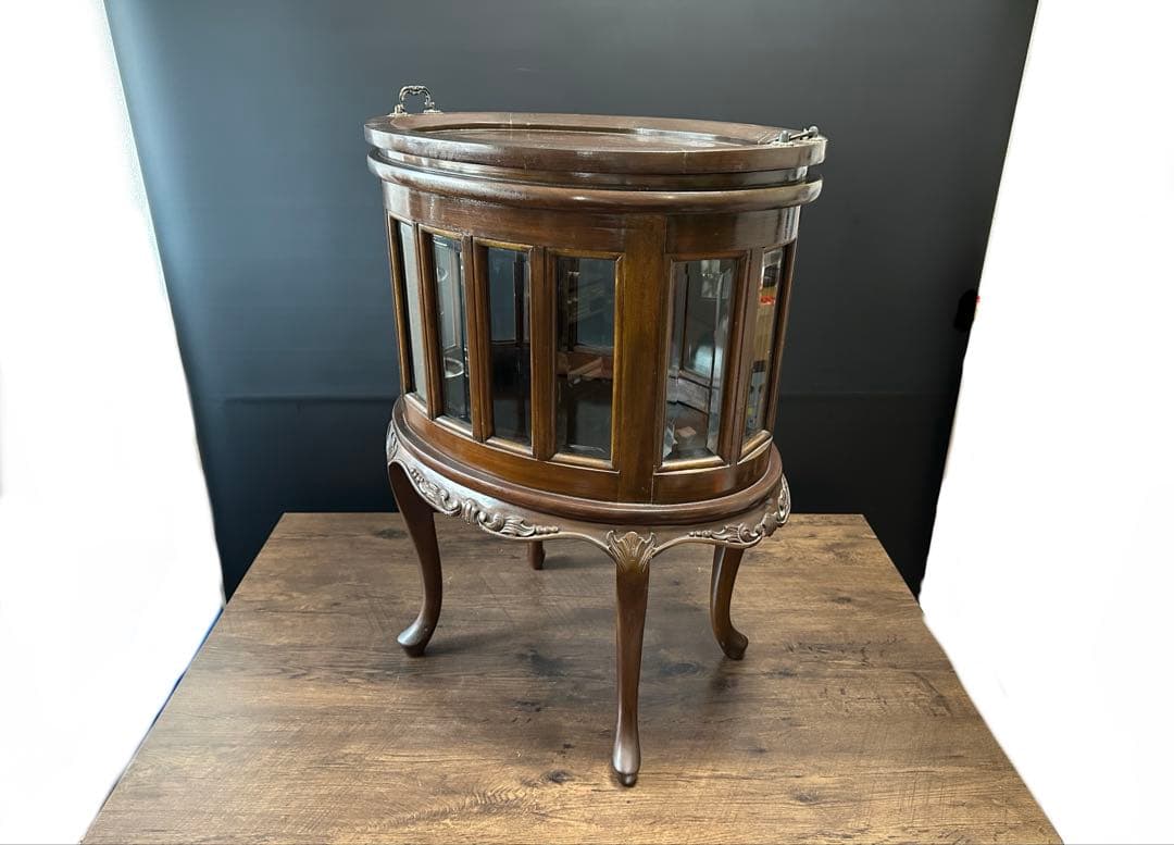 英国アンティーク　ティーキャビネット