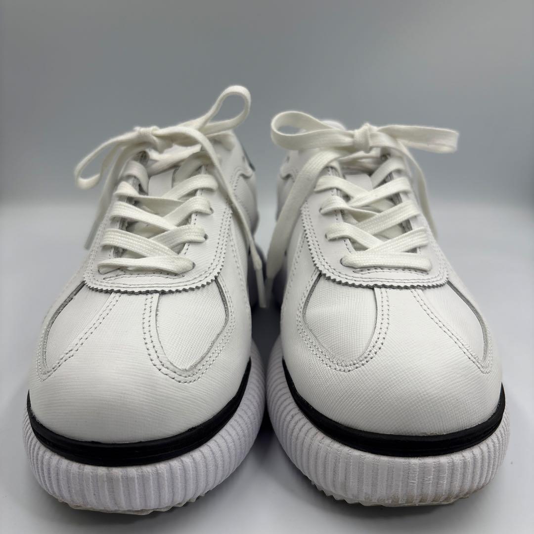 極美品✨オニツカタイガー　デレシティ　ホワイト×ブラック　厚底　スニーカー　人気