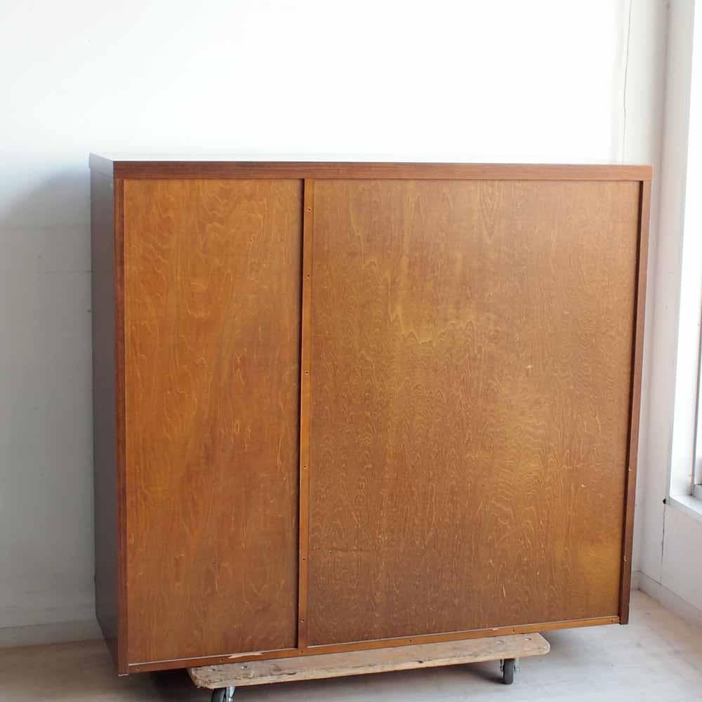 カリモク コロニアル サイドボード ガラスキャビネット ZR24255