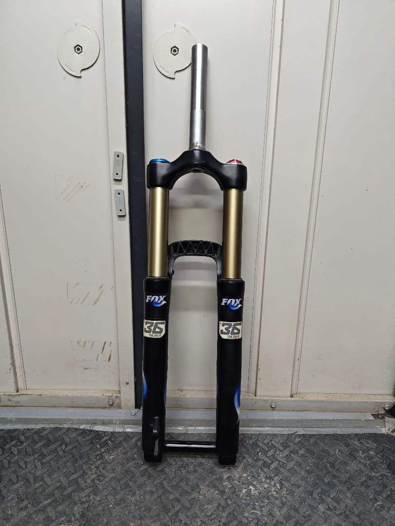 FOX 36 TALAS R 26インチ エアサスペンションフォーク
