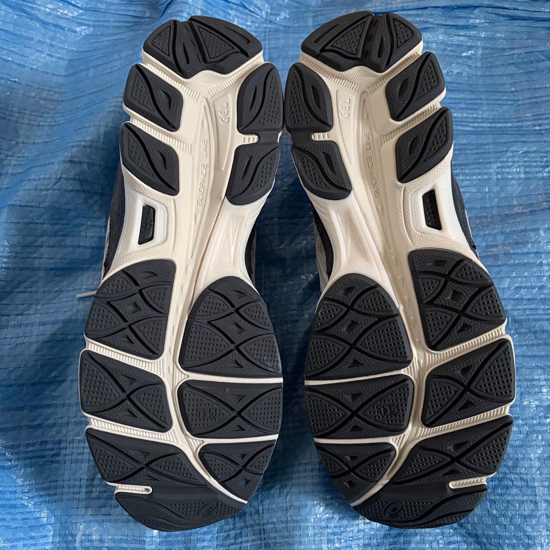 新品⬛︎asics⬛︎GEL-NYC⬛︎WHITE/SMOKE GREY⬛︎28