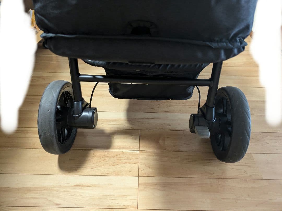 【もみぢ】カトージ　ジョイー　4輪ベビーカー