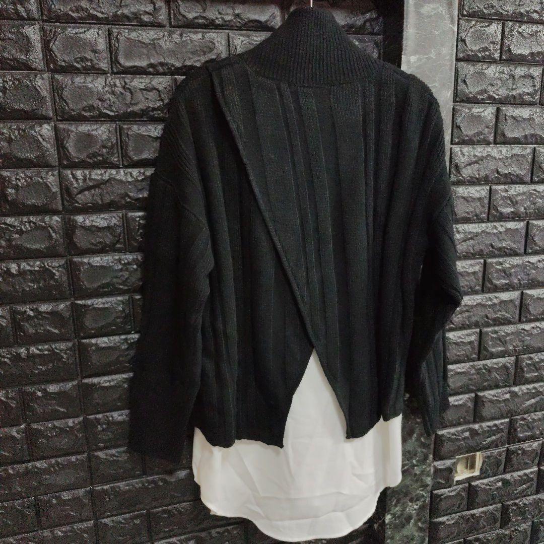 未使用品　ノーアイディー　黒×白　ドッキングハイネック ニットカーディガン