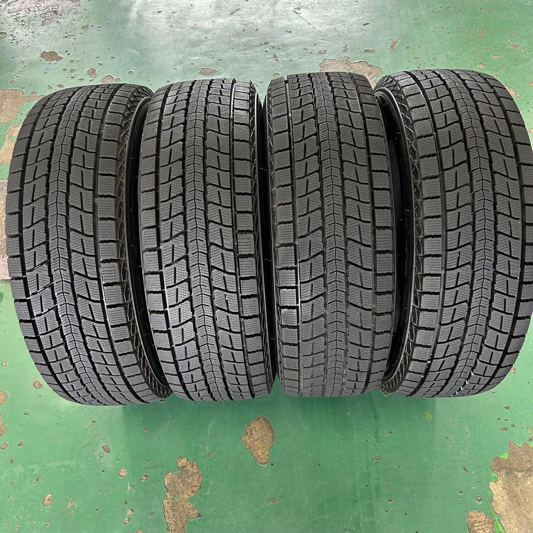中古スタッドレス225/60R17ダンロップ4本セット　新品同様24年製