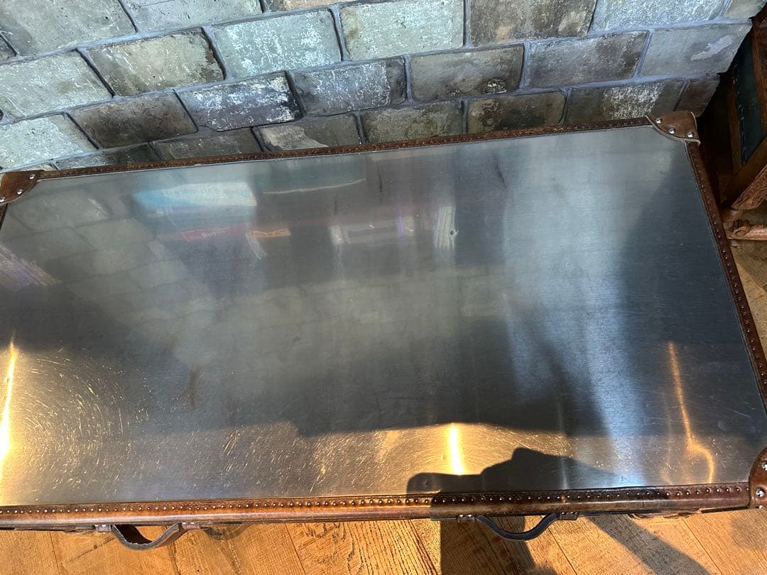 センターテーブル・ローテーブル HALO SLAB SMALL COFFEE TABLE