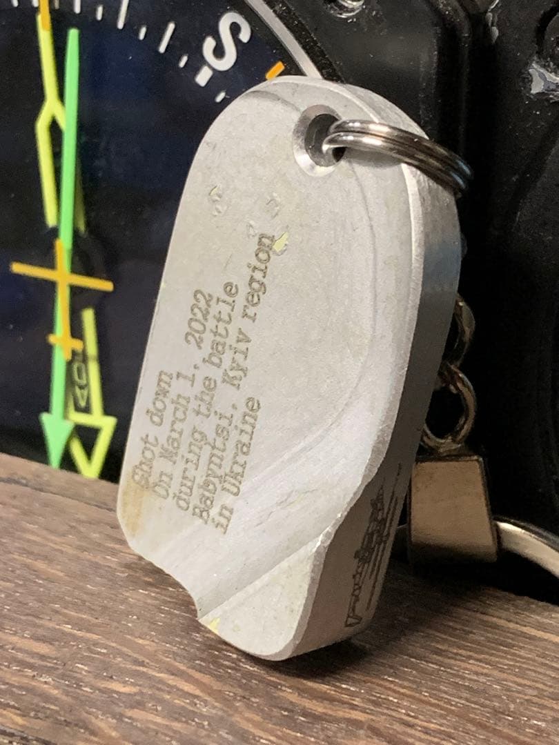 ロシア空軍 攻撃ヘリコプター Ka-52 タグ キーホルダー  厚め