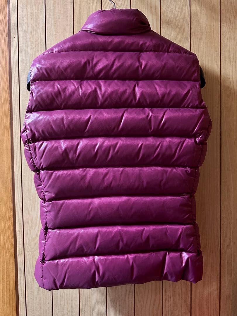 モンクレール　ジップアップ　ダウンベスト　レディース Mサイズ