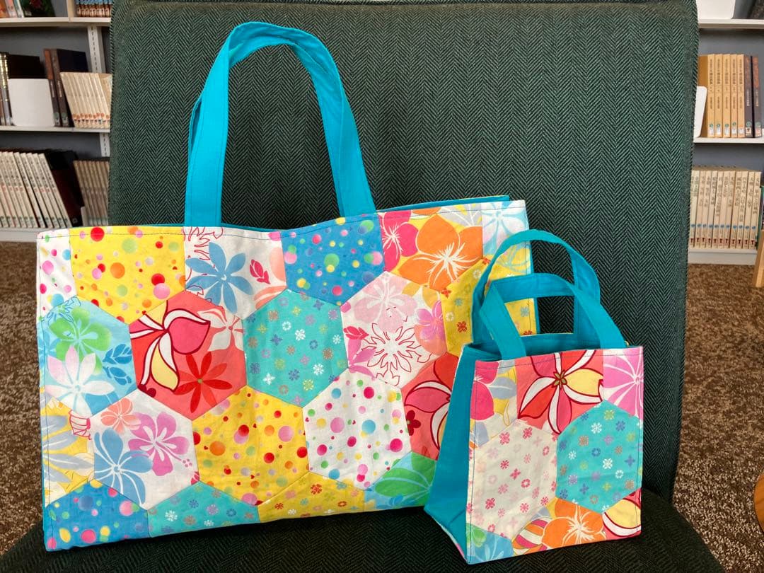 ハワイアンプリント六角形親子トートバッグセット