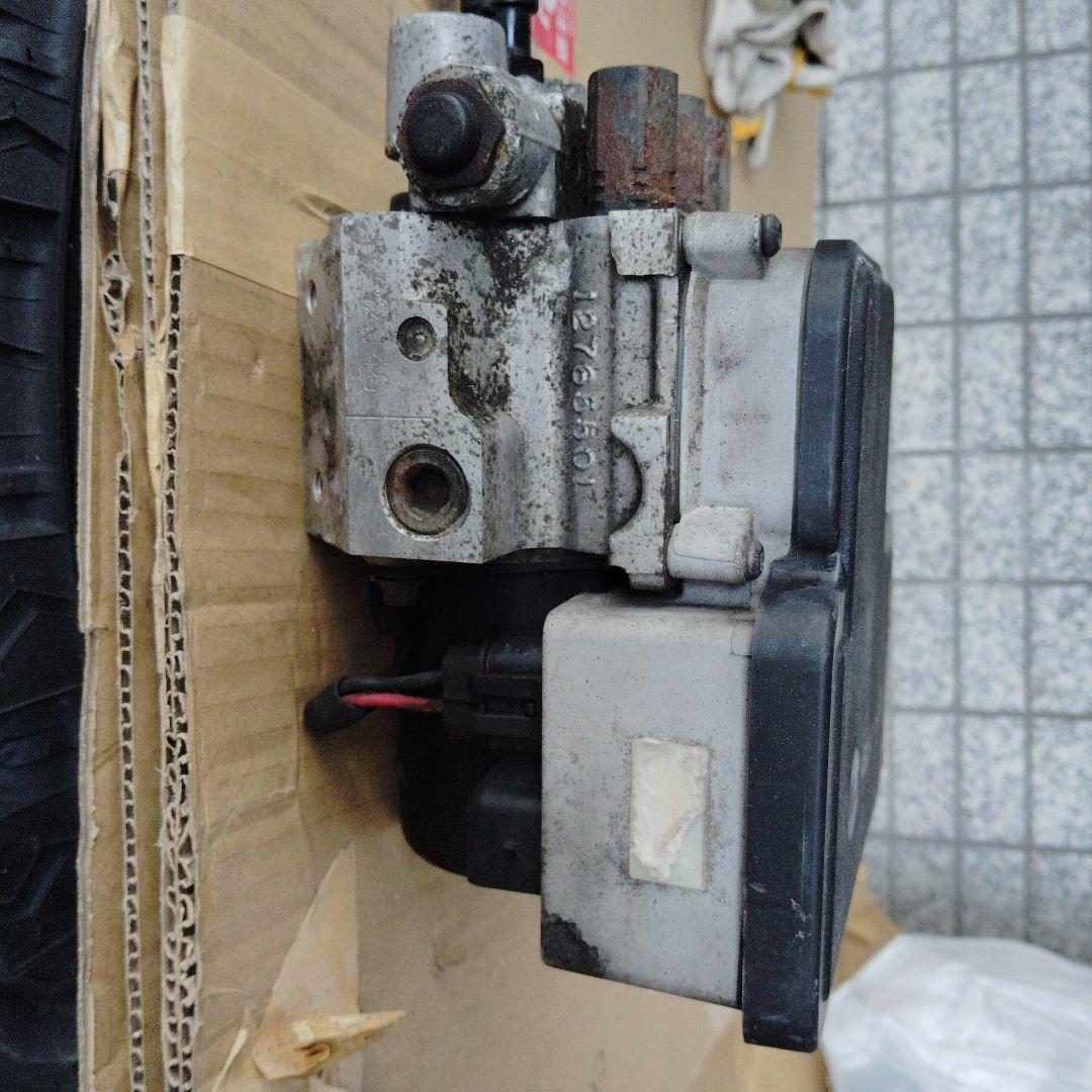 GM車ABSモジュール、アクチュエーター