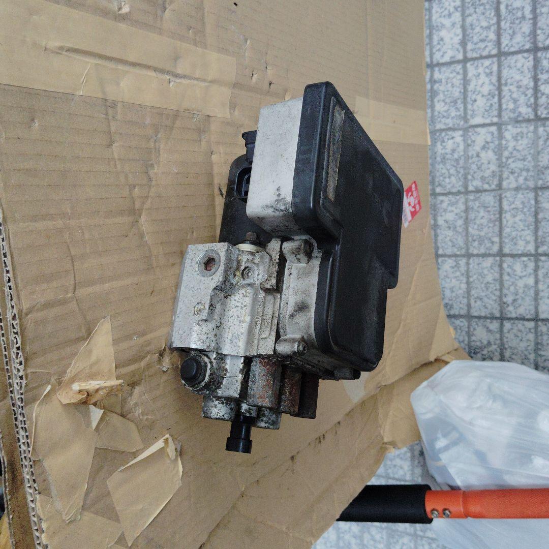 GM車ABSモジュール、アクチュエーター