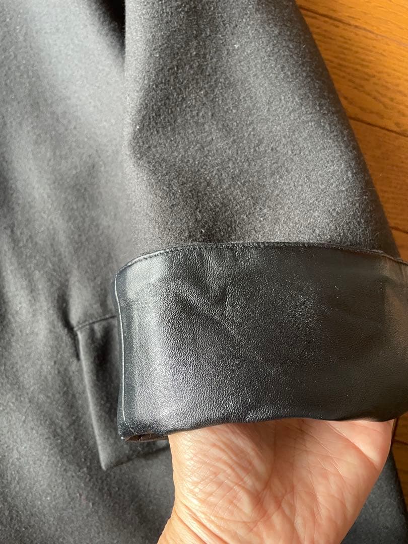 美品 biotop購入 iirot ウールコート（レザー襟、袖）