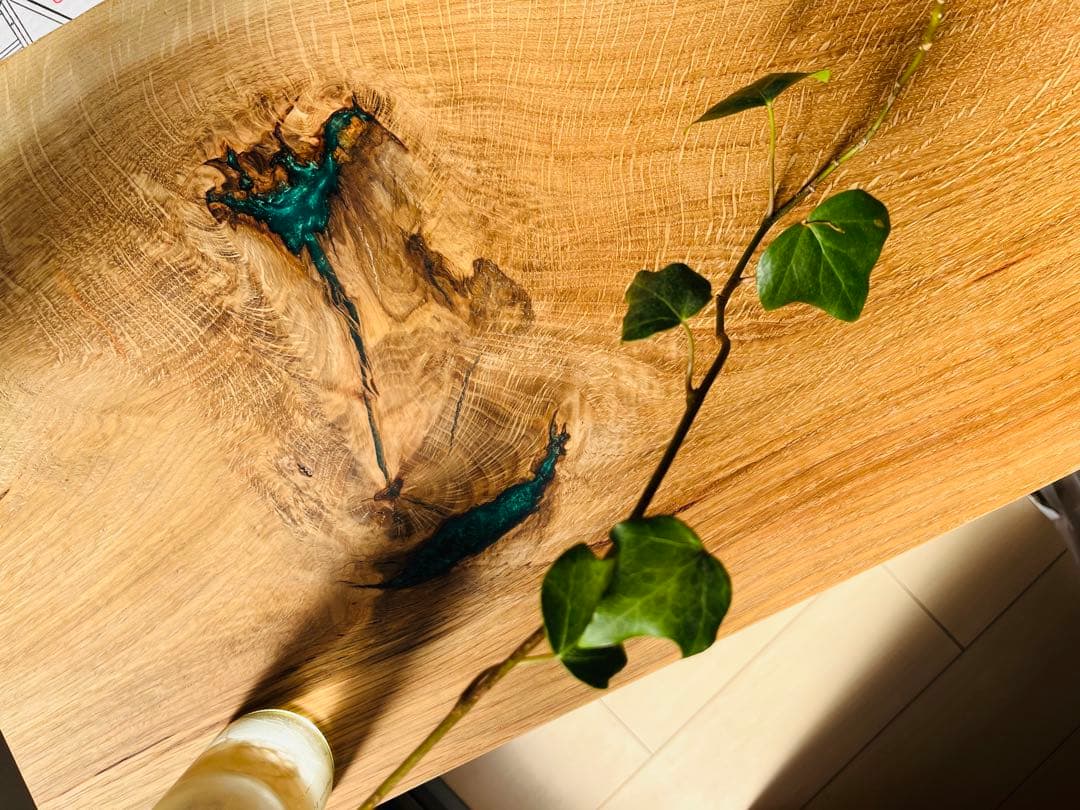 レジンテーブル　ソファテーブル　サイドテーブル　オーク　一枚板