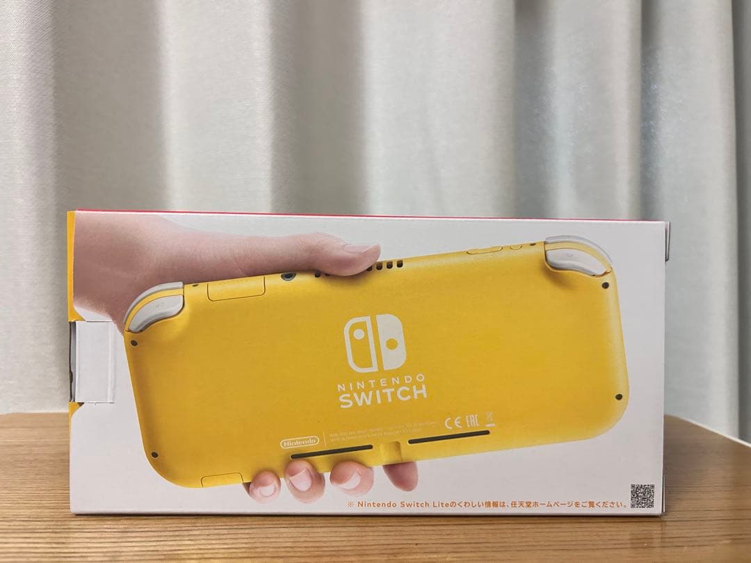 Nintendo Switch lite 本体 イエロー スイッチライト