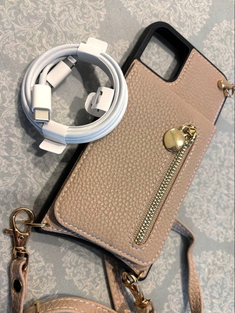 iPhone XR Coral 128GB バッテリー81% SIMフリー