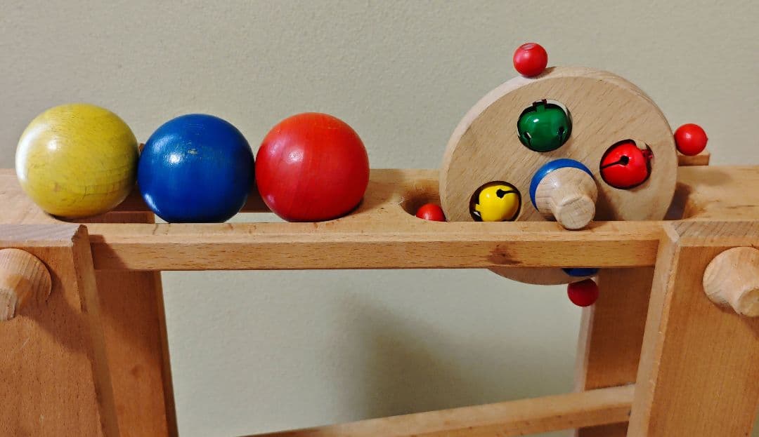 【送料込み】ボーネルンド　コロコロタワー