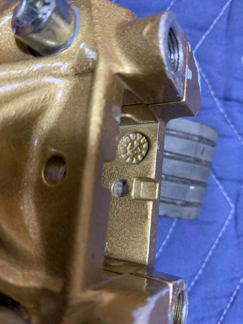 brembo 旧カニ　赤パット付き