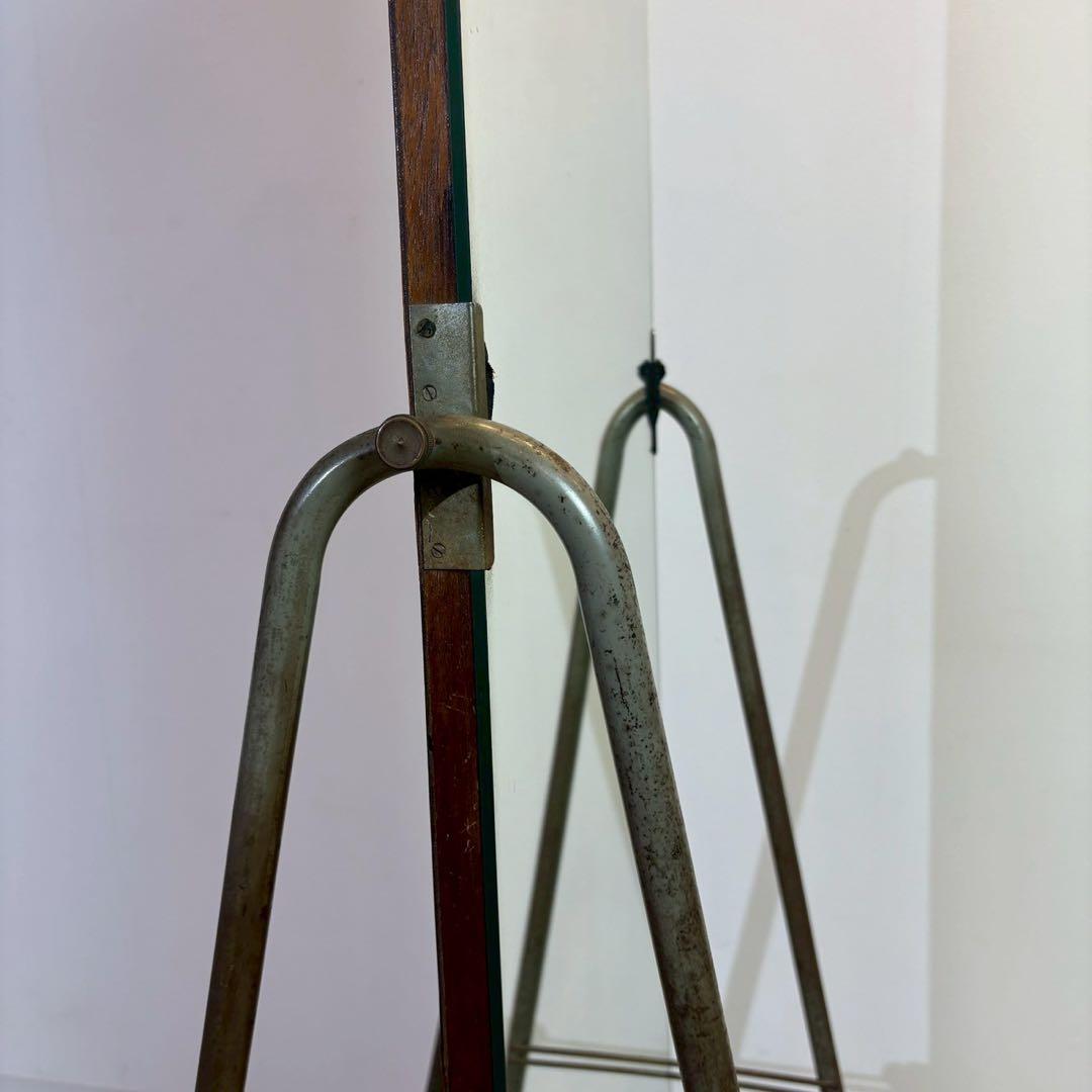 鏡　姿見　アンティーク　アイアンフレーム　シャビーな姿見　アパレル　店舗什器